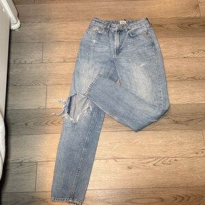 BDG Urban Outfitters 25x28 Distressed High Rise Mom Women's Denim Jeans